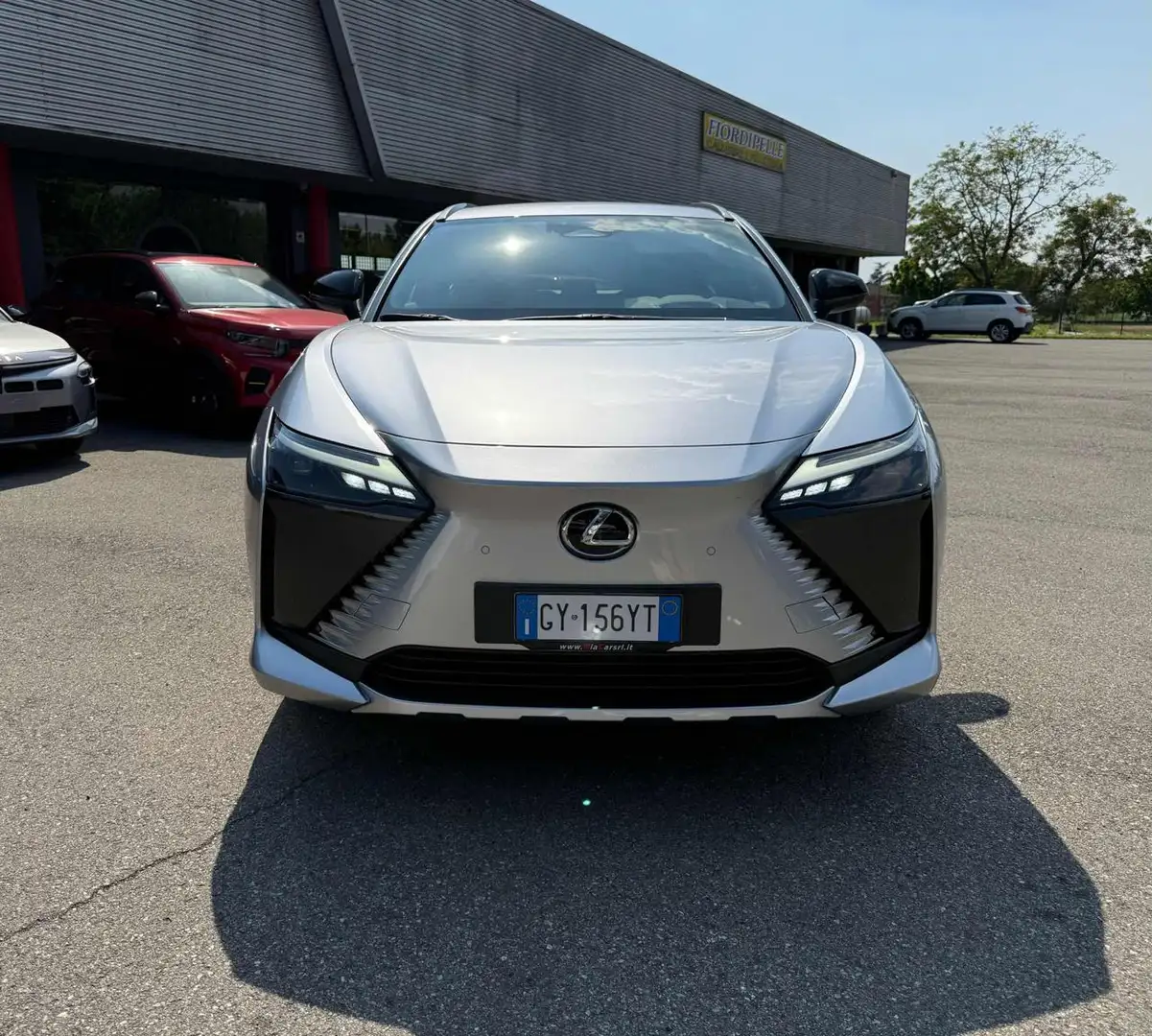 Lexus RZ Full Electric 450e Design SEMESTRALE Gris - 2