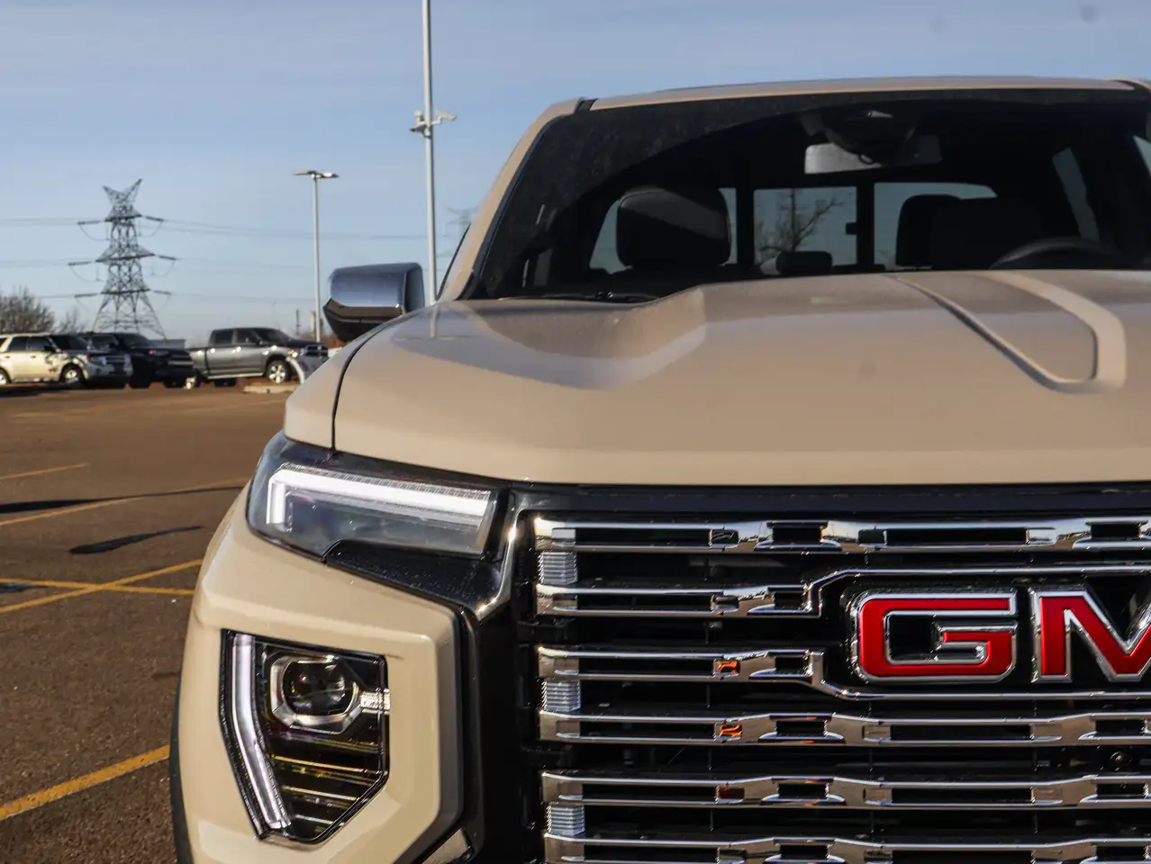 GMC Canyon снимка GMC Canyon
