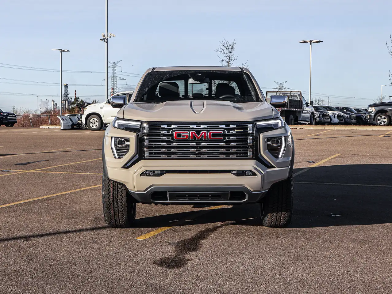 GMC Canyon снимка GMC Canyon