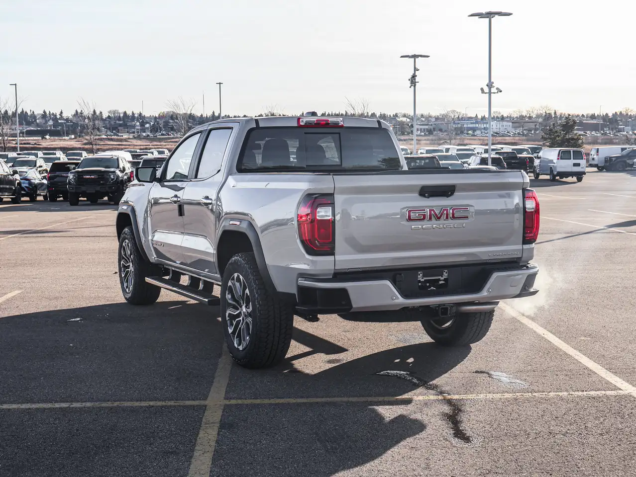 GMC Canyon снимка GMC Canyon
