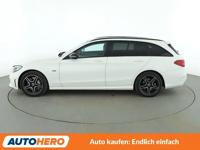 Mercedes-Benz C-Class view 3