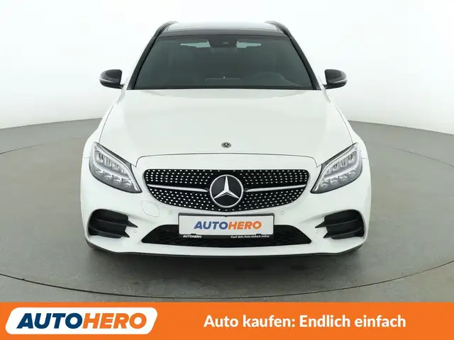 Mercedes-Benz C-Class view 9