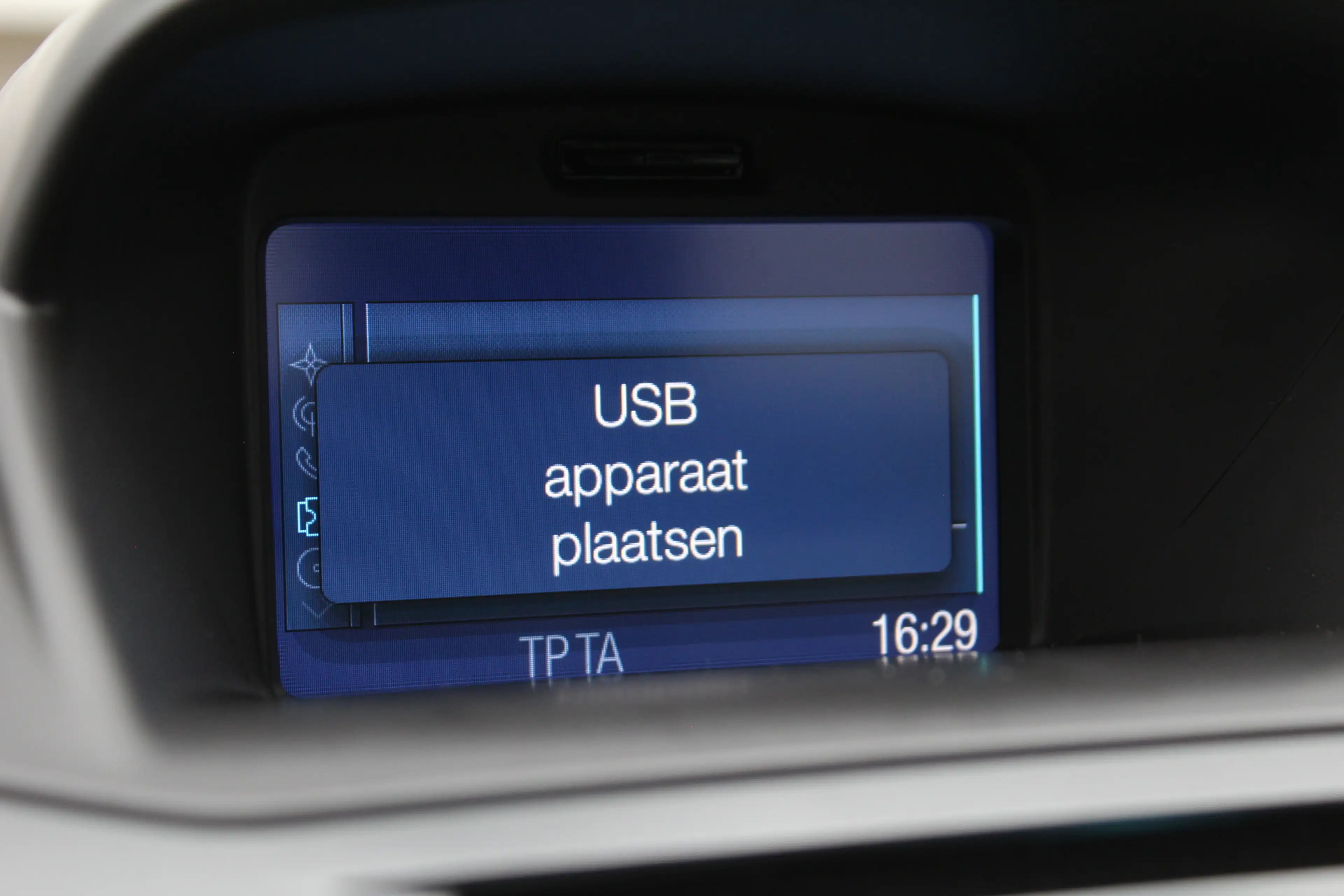 Ford Fiesta 1.0 Style | Origin NL | Bluetooth | Airco — photo 25