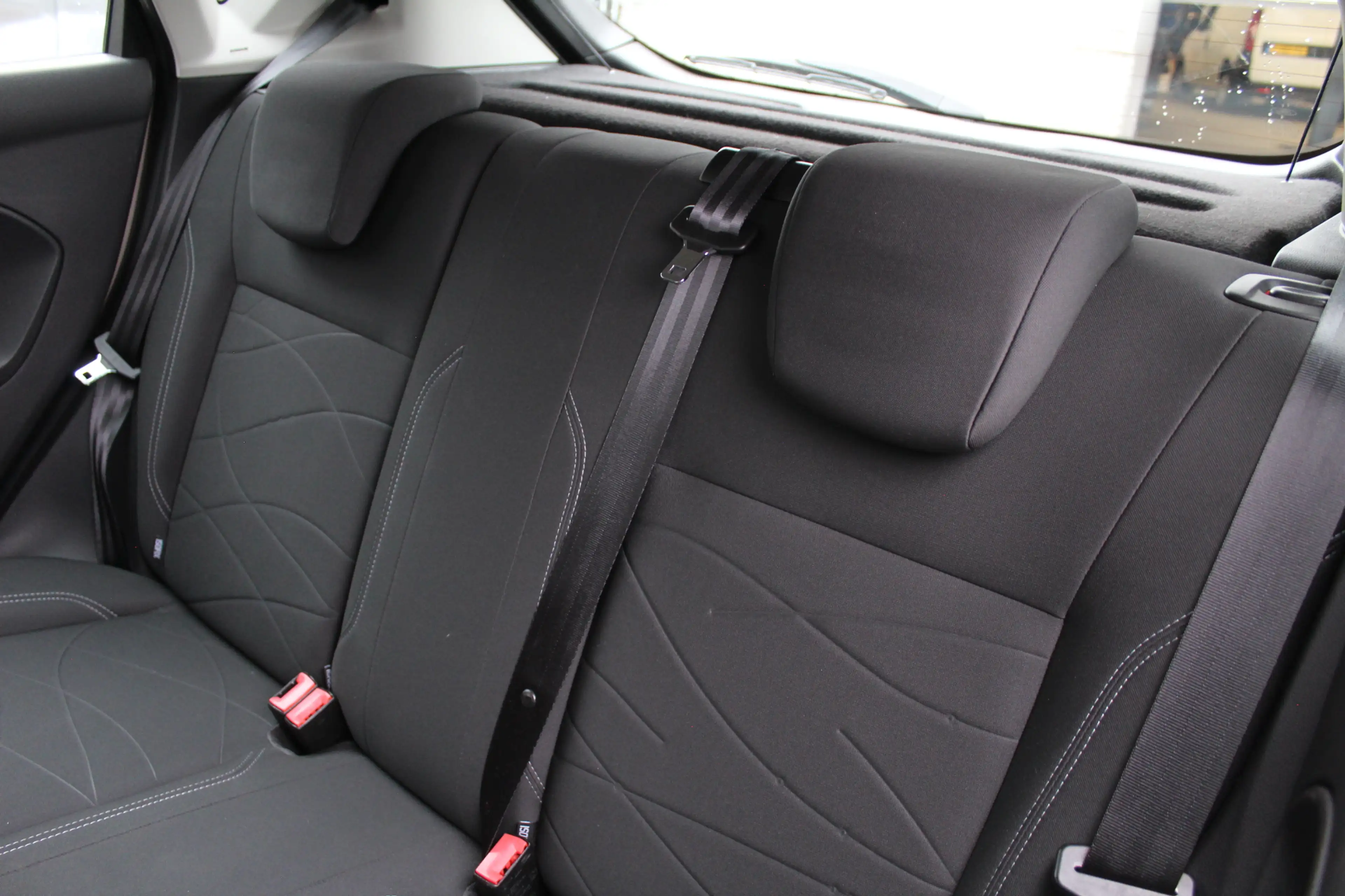 Ford Fiesta 1.0 Style | Origin NL | Bluetooth | Airco — photo 31
