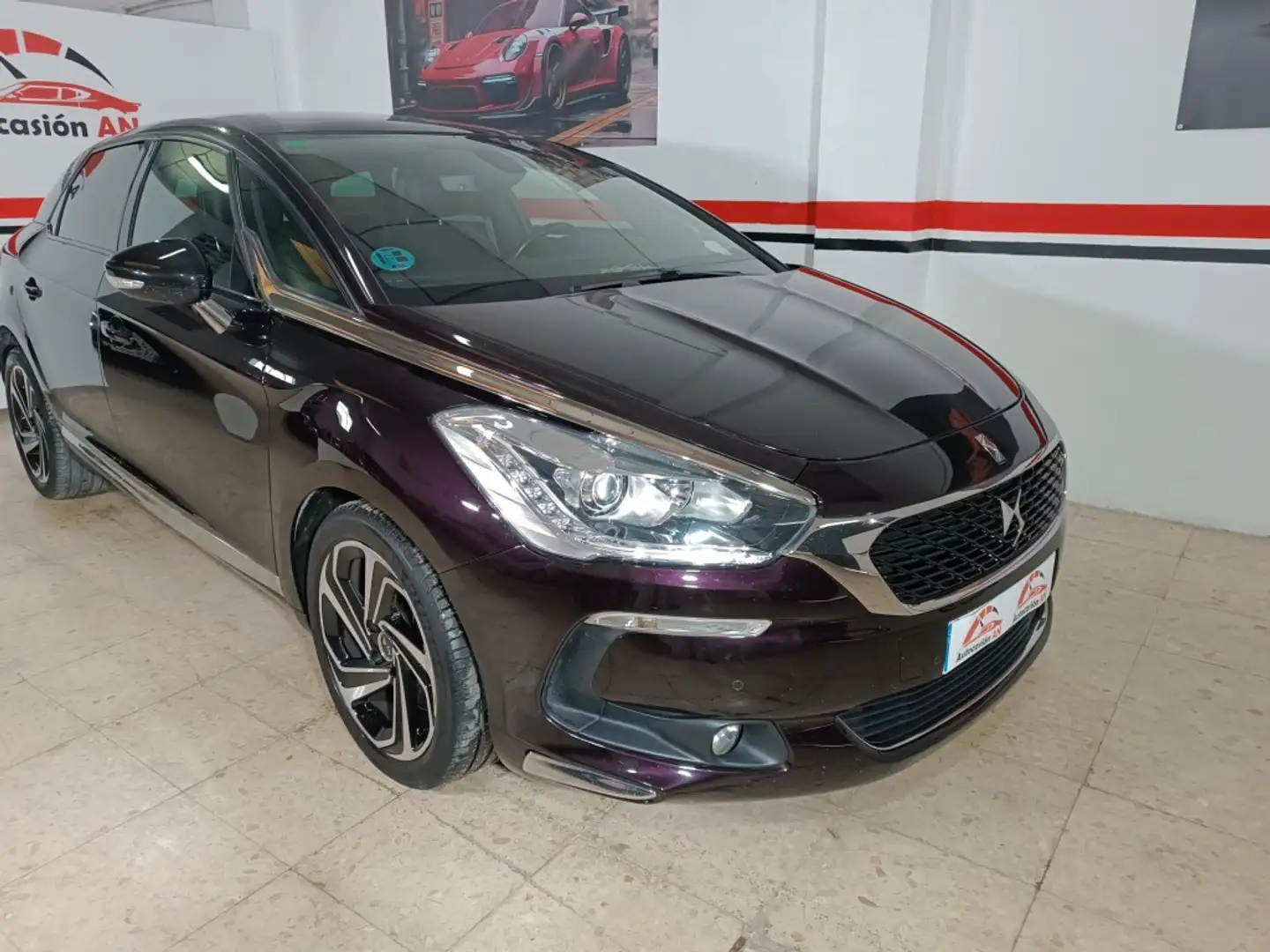 DS Automobiles DS 5 2.0BlueHDi S&S Prestige EAT6 180 Noir - 1