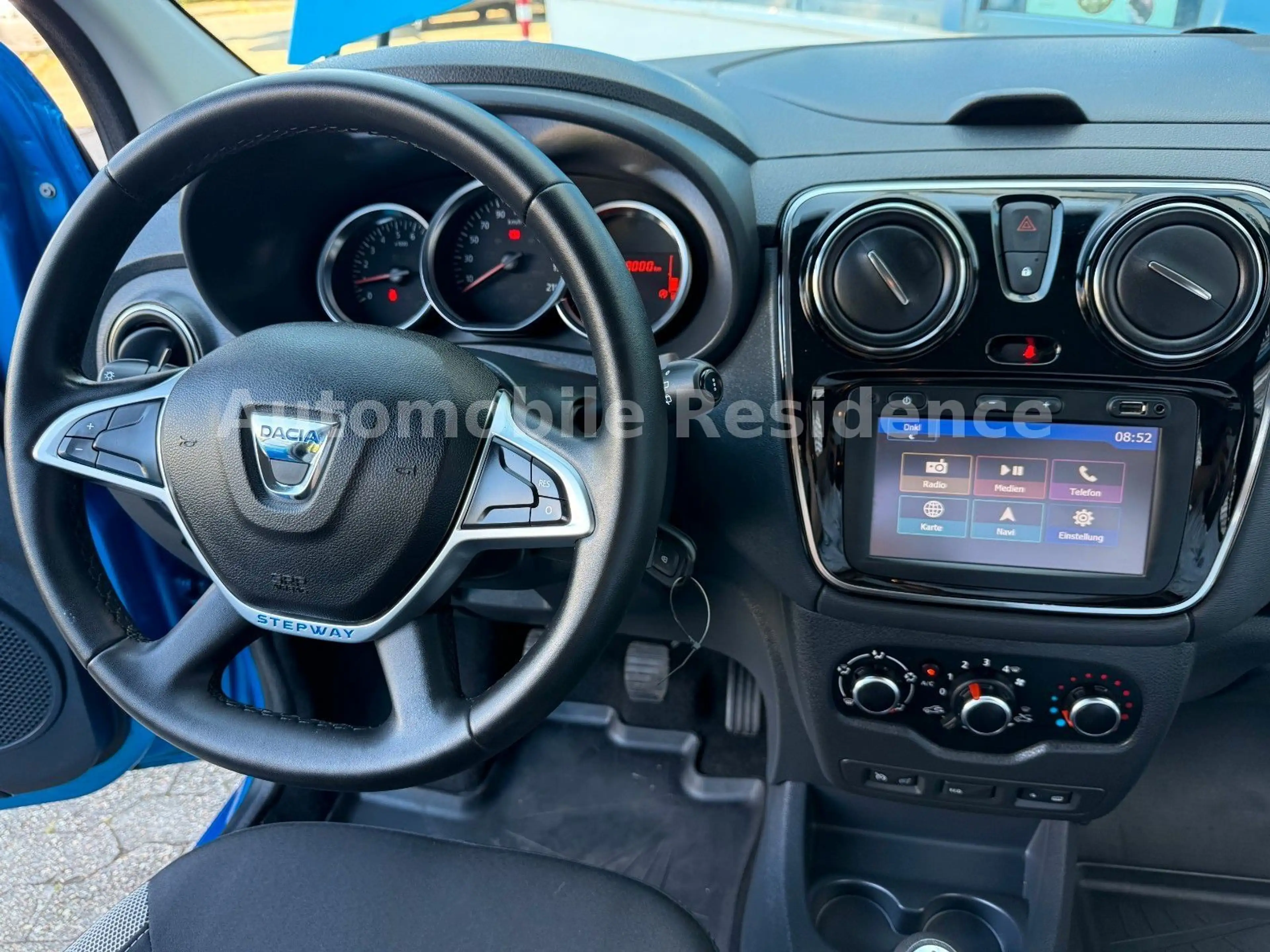 Dacia Lodgy Stepway 1.2*7SITZ*NAVISHZ*TEMP*PDC*1VB*TOP — photo 15