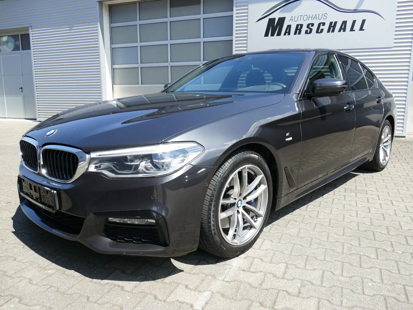 BMW 530 530 d xDrive M Sport HeadUp Standheizung LED Keygo Grau - 1