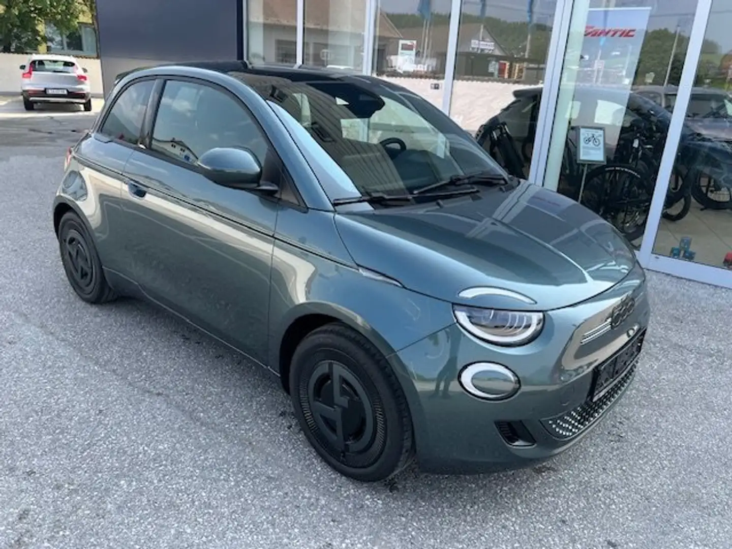 Fiat 500 Giorgio Armani Collector´s Sonder-Edition Grün - 1