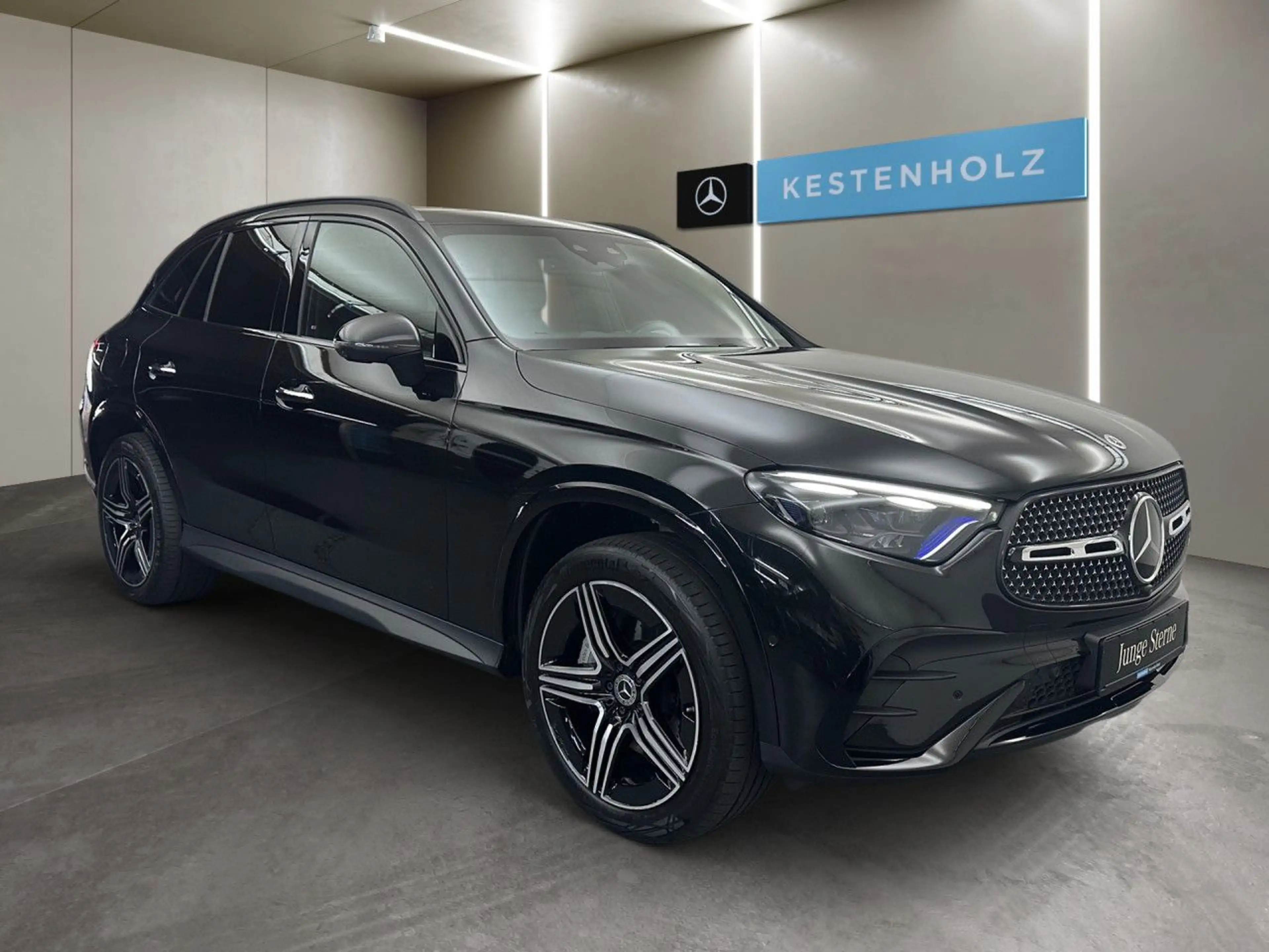 Mercedes-Benz GLC 400 e 4M AMG Fahrass WideScreen Burmester HUD — photo 3