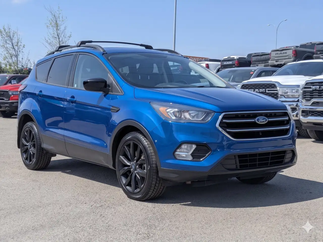 Ford Escape снимка Ford Escape