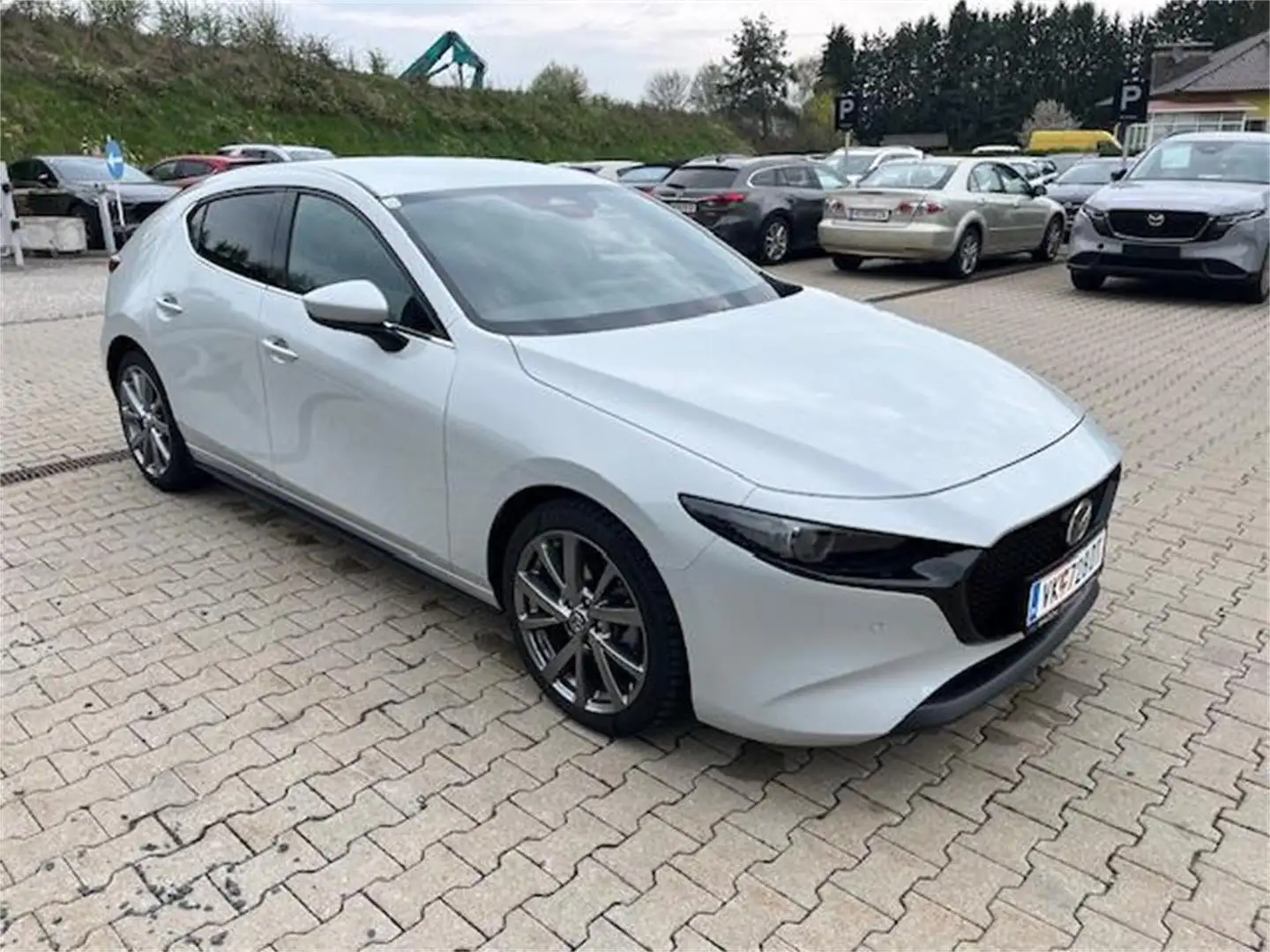 Mazda 3 e-Skyactiv-G140 Exclusive-Line Jahreswagen inkl. Weiß - 2