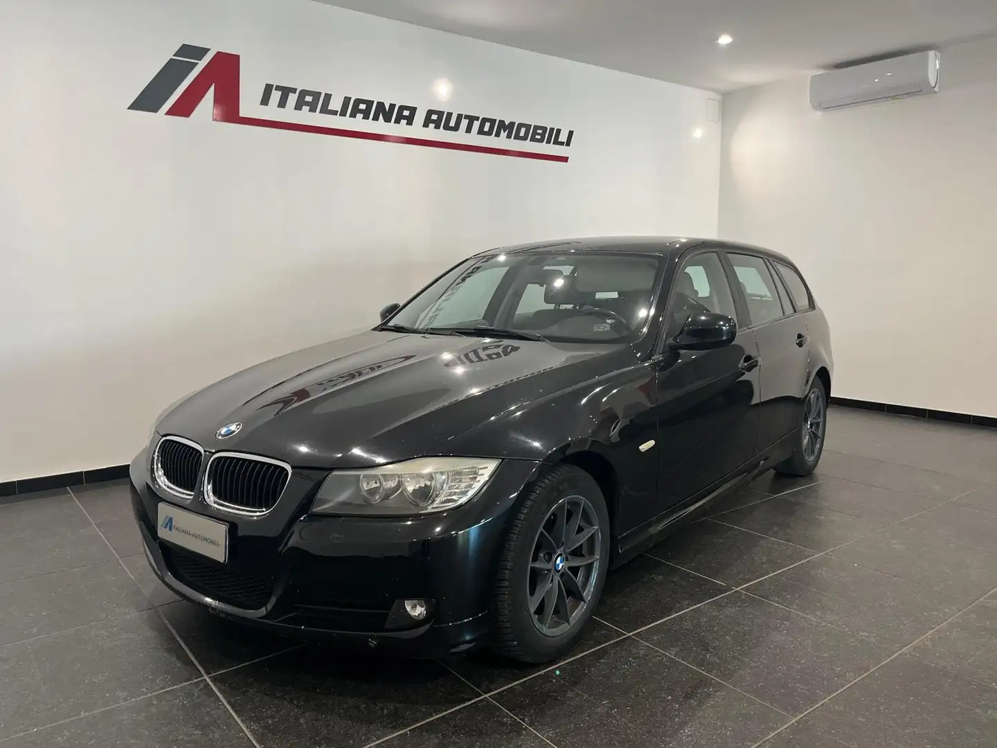 BMW 318 Serie 318d Touring 2.0 Eletta 143cv FL Schwarz - 1