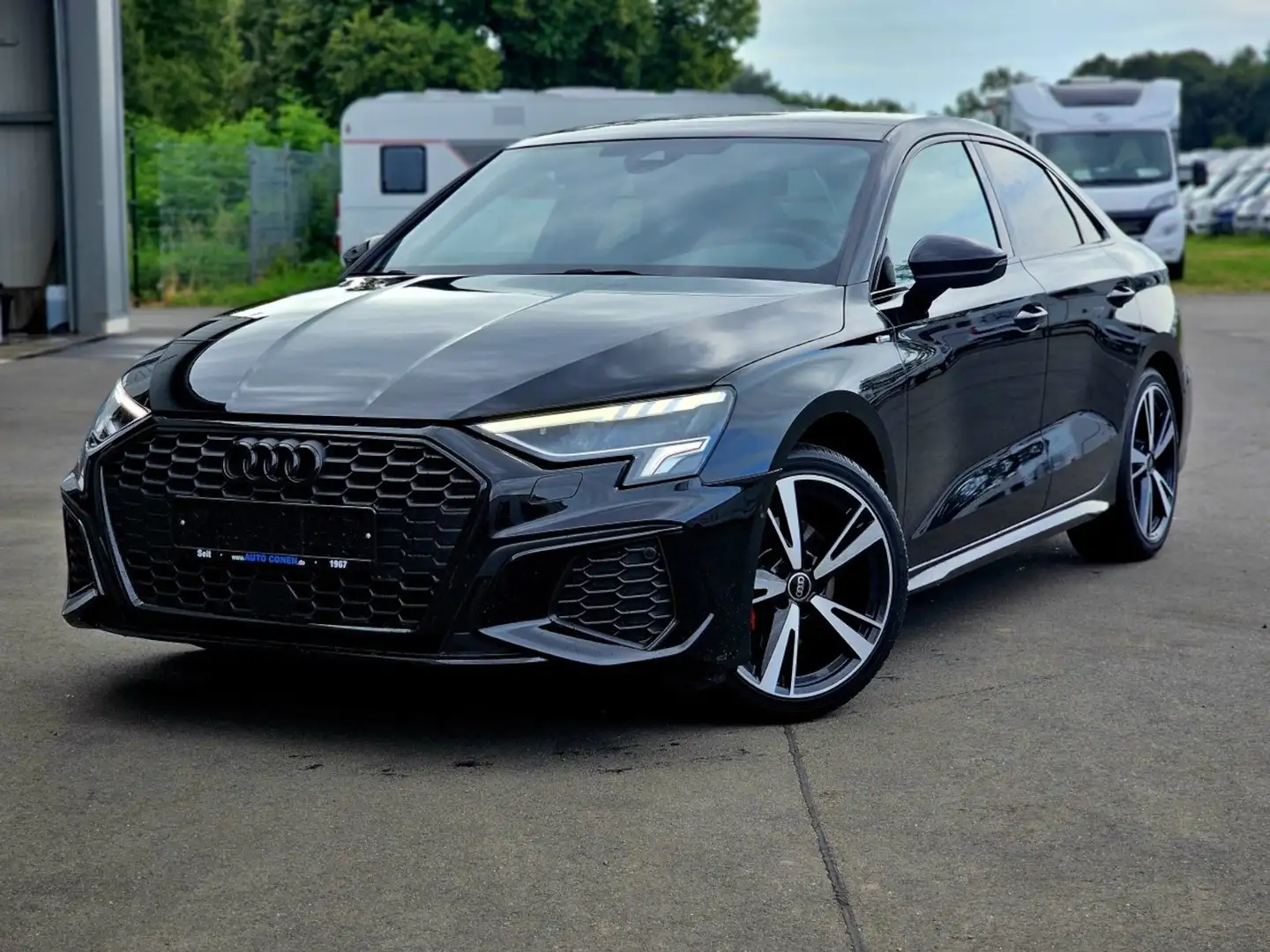 Audi A3 35 TFSI Lim. S tronic S-Line LED+SSD+NAV+Sound Schwarz - 1