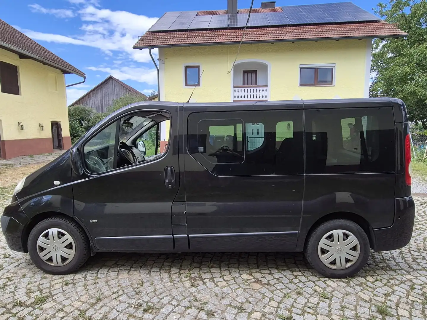Opel Vivaro 2.5 CDTI L1H1 (Tecshift) Easytronic Life - 1