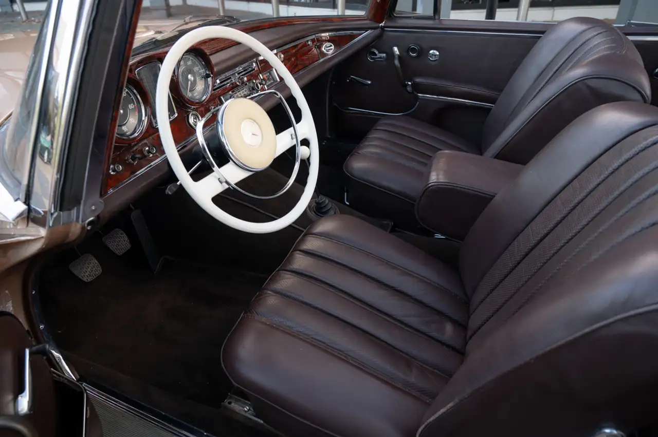 Mercedes-Benz 220 S-Klasse SE W111 Cabriolet, foto 6