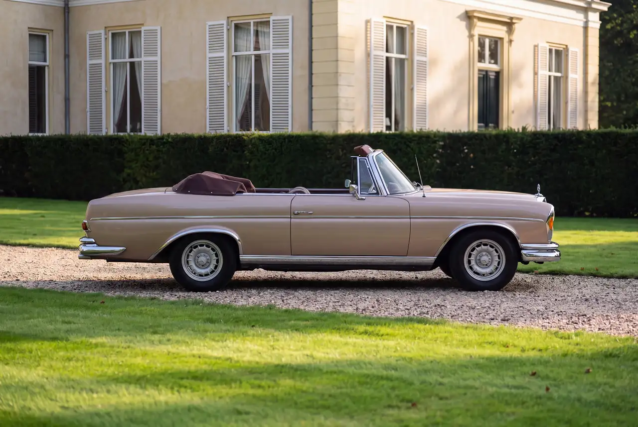 Mercedes-Benz 220 S-Klasse SE W111 Cabriolet, foto 9