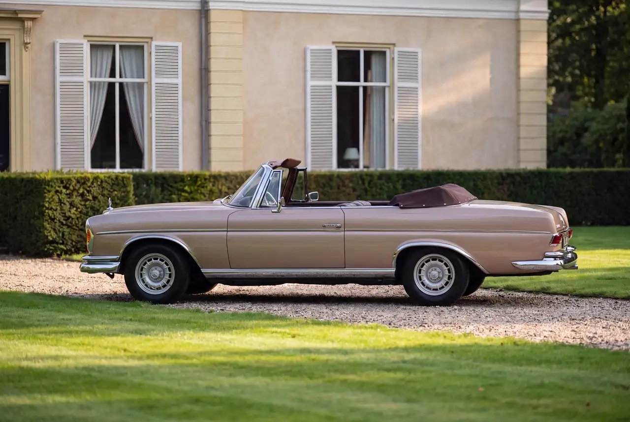 Mercedes-Benz 220 S-Klasse SE W111 Cabriolet, foto 8