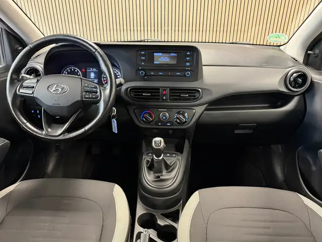 Hyundai I10 view 10