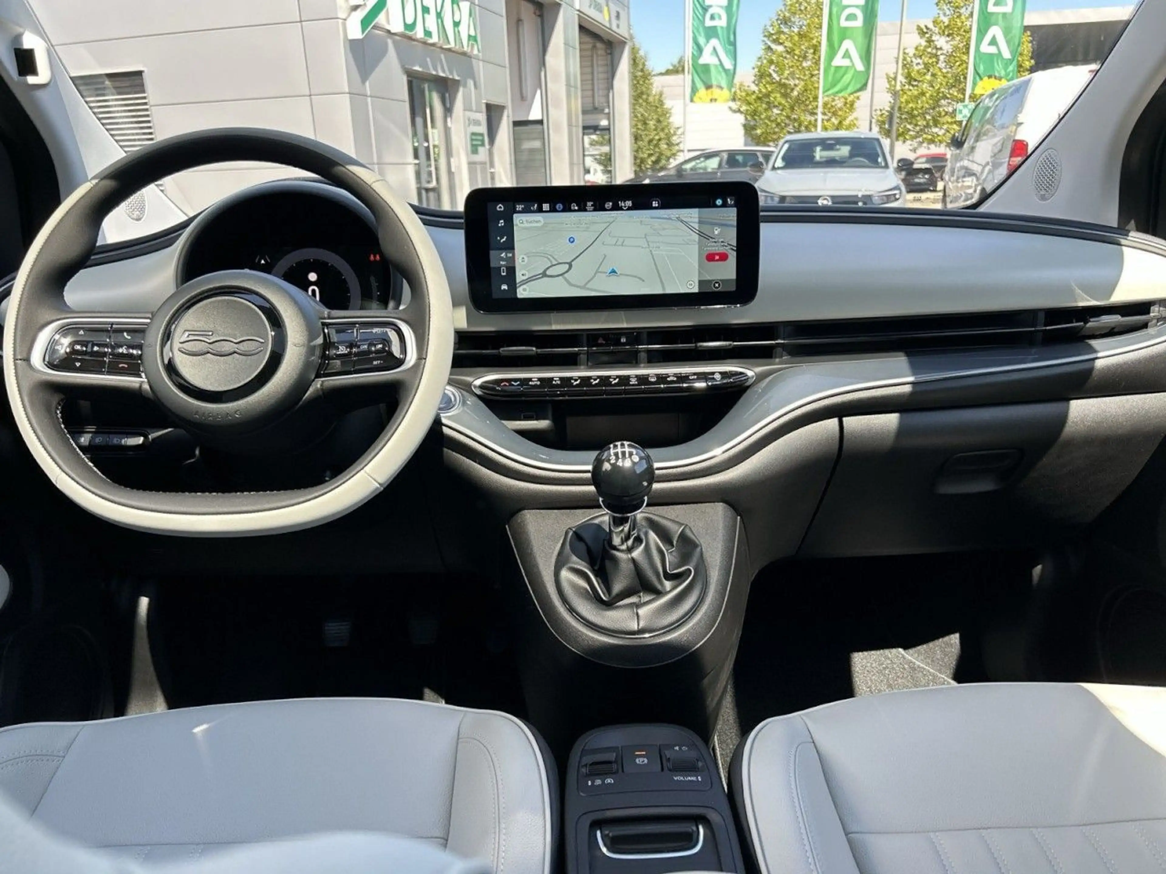 Fiat 500 Hybrid La Prima — photo 10