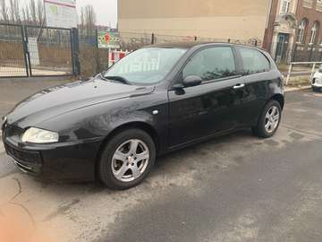 147-3-Türer 1.6 Auto 1A 2 HAND