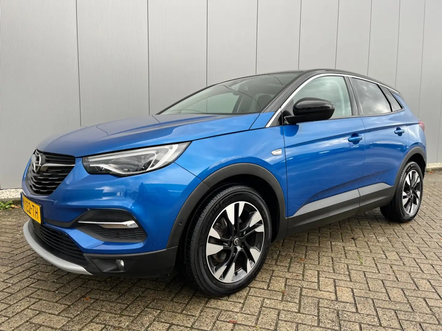 Opel Grandland X 1.5 CDTi Ultimate AUT/ PANORAMA Blauw - 1