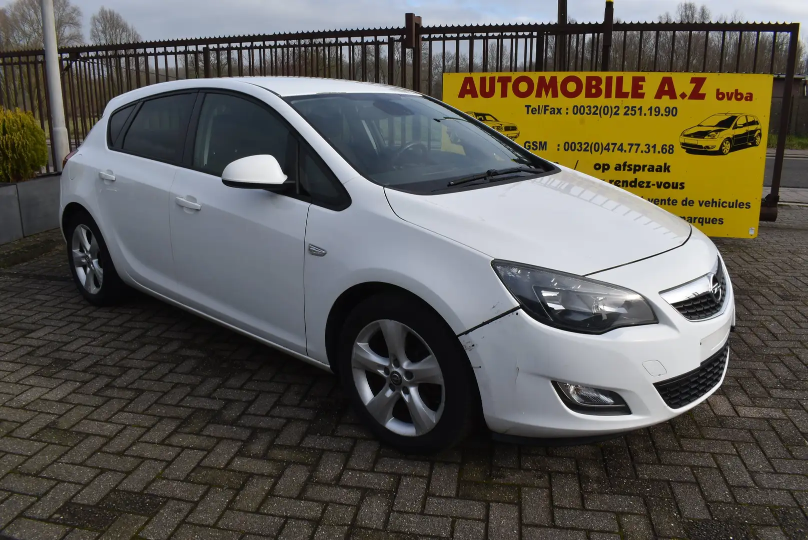 Opel Astra 1.7 CDTi Cosmo / Airco ***DESTOCKAGE B2B*** Blanco - 1
