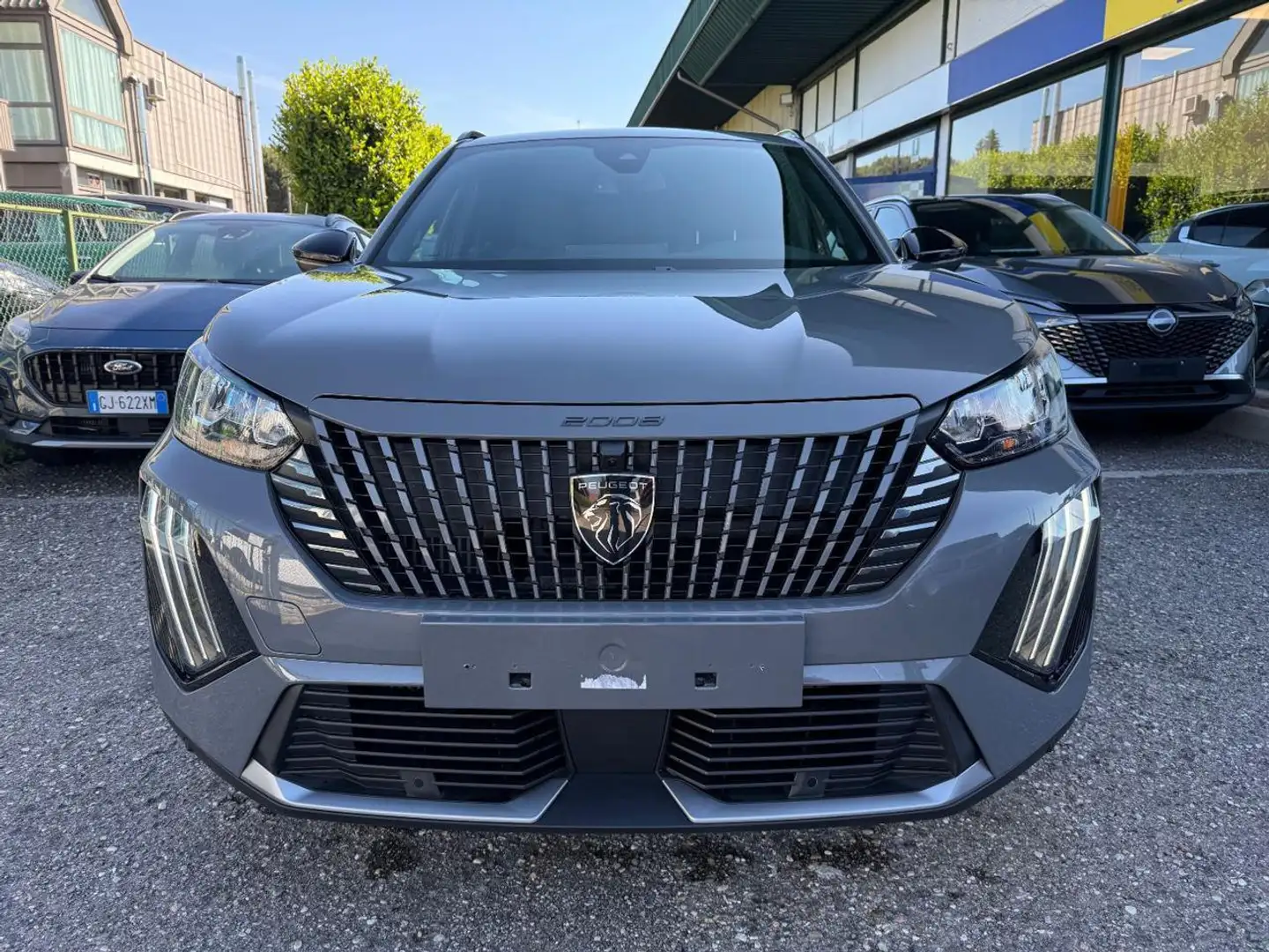 Peugeot 2008 1.2 puretech Allure s&s 100cv Gris - 2