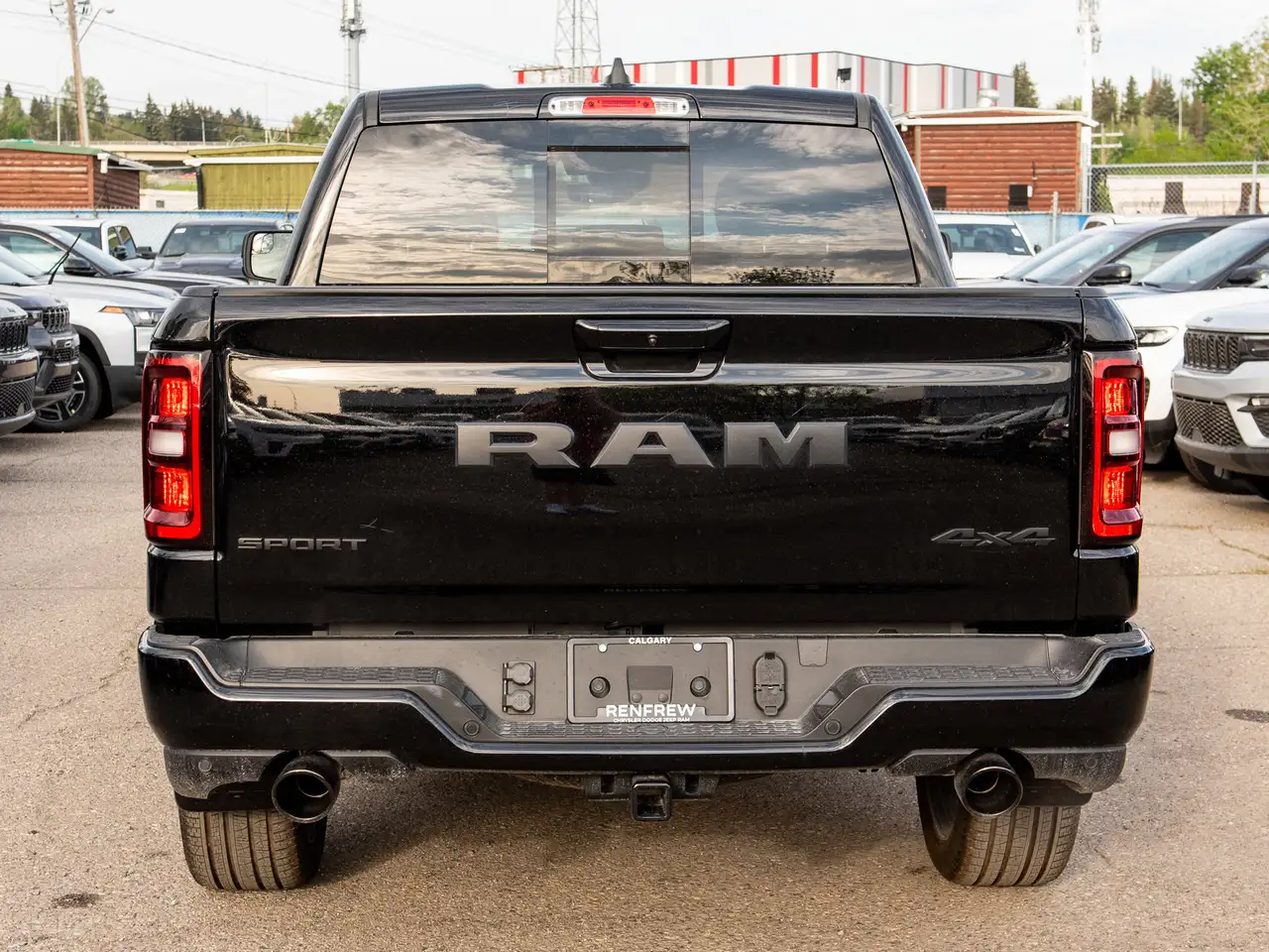 RAM 1500 снимка RAM 1500