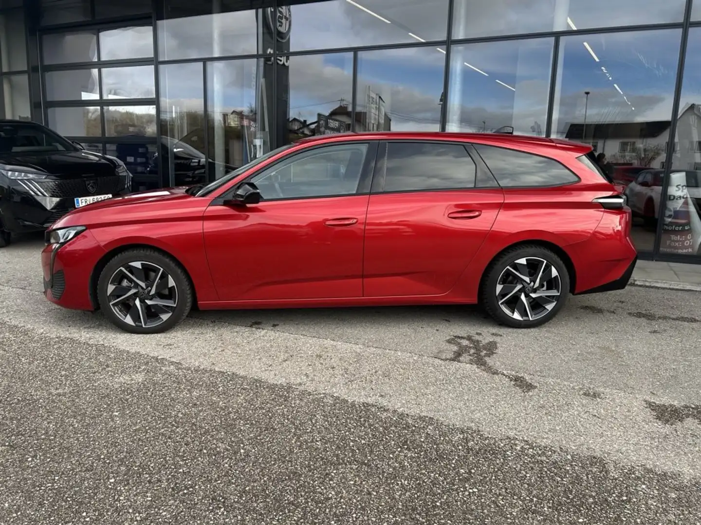 Peugeot 308 SW ALLURE BHDi 130EAT8 Rot - 2