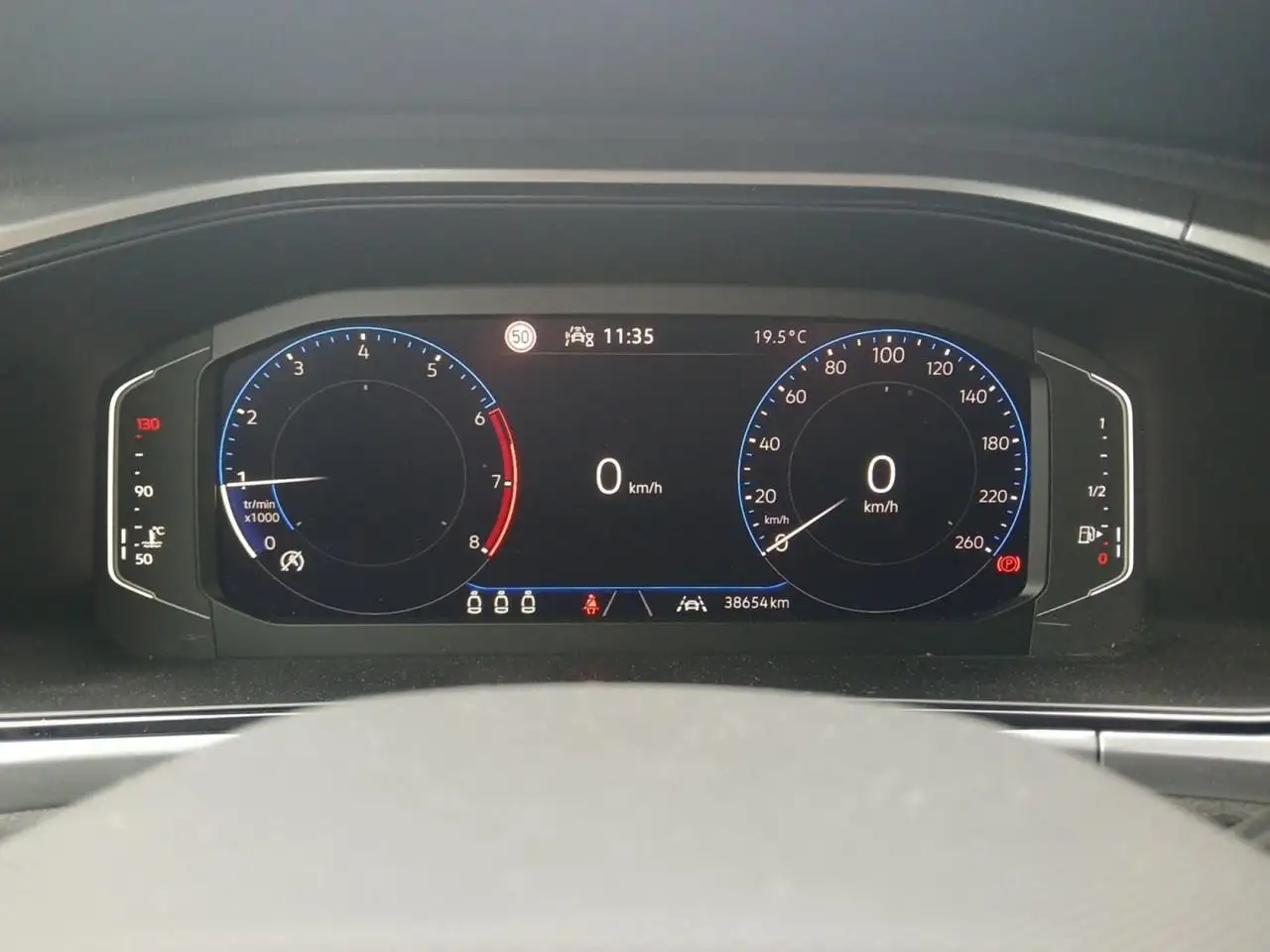 Volkswagen T-Roc 1.0 TSI United, миниатюра 9
