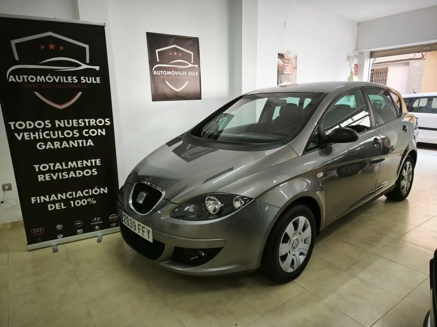 SEAT Toledo 1.6 Select Gris - 1