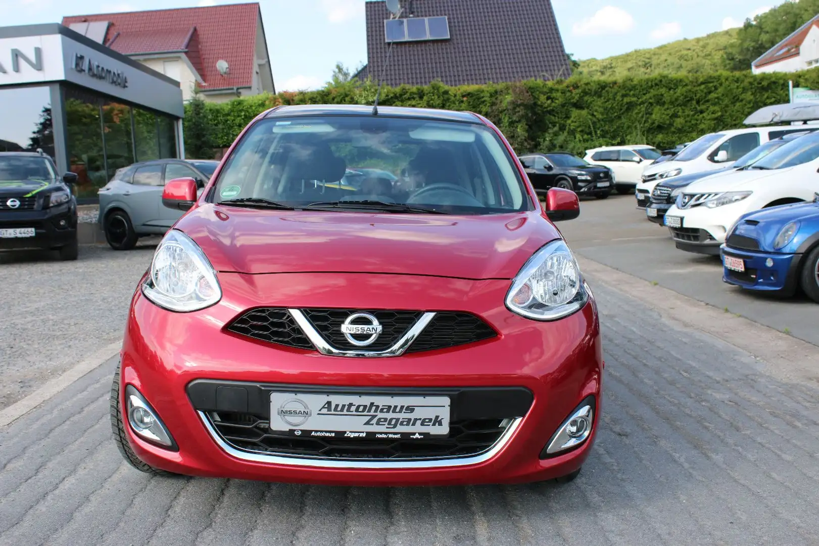 Nissan Micra Tekna Automatik Rot - 2