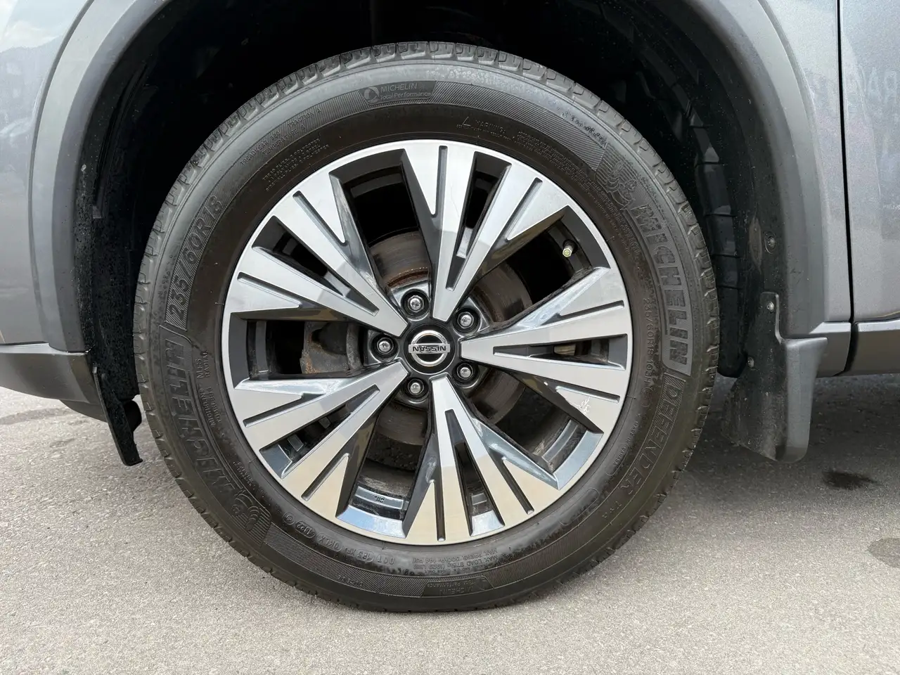 Nissan Rogue fotografie Nissan Rogue