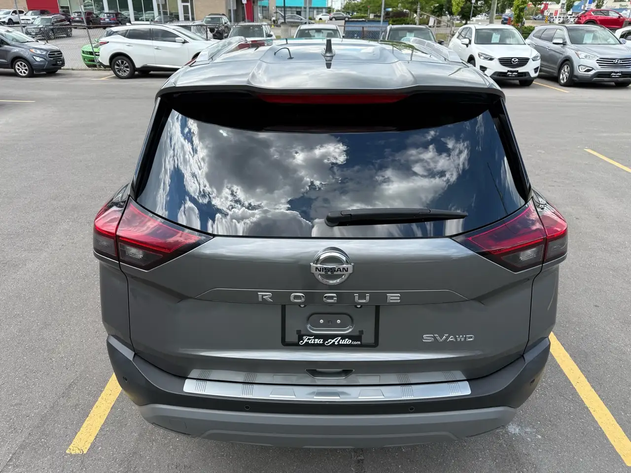 Nissan Rogue fotografie Nissan Rogue