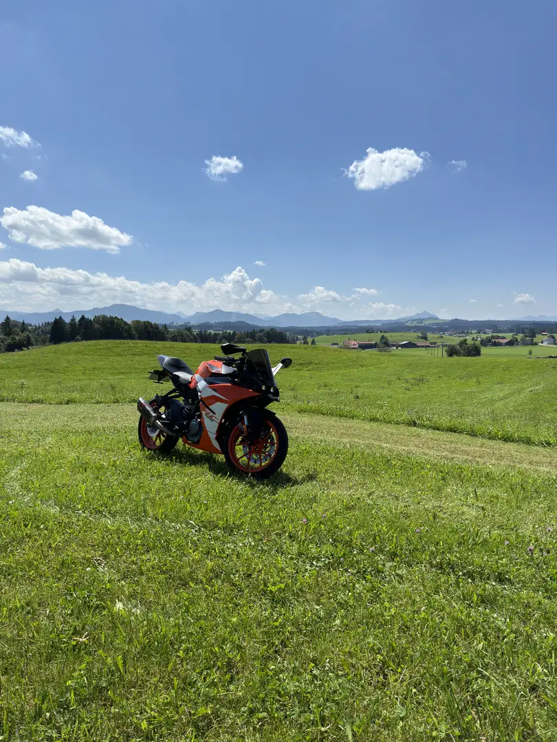 KTM RC 125 Naranja - 1