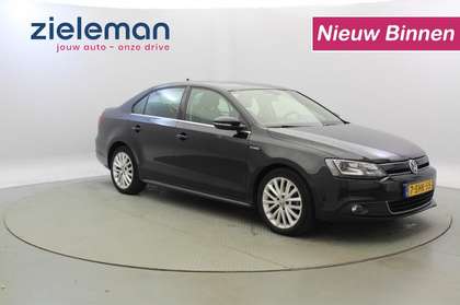 Volkswagen Golf 1.4 TSI Hybride Highline - Navi, Clima, Cruise