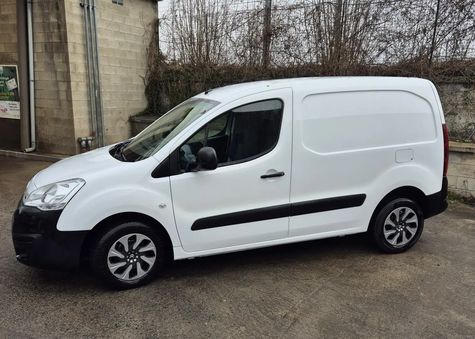 Citroen Berlingo 1.6 BlueHDi Feel Edition - 1