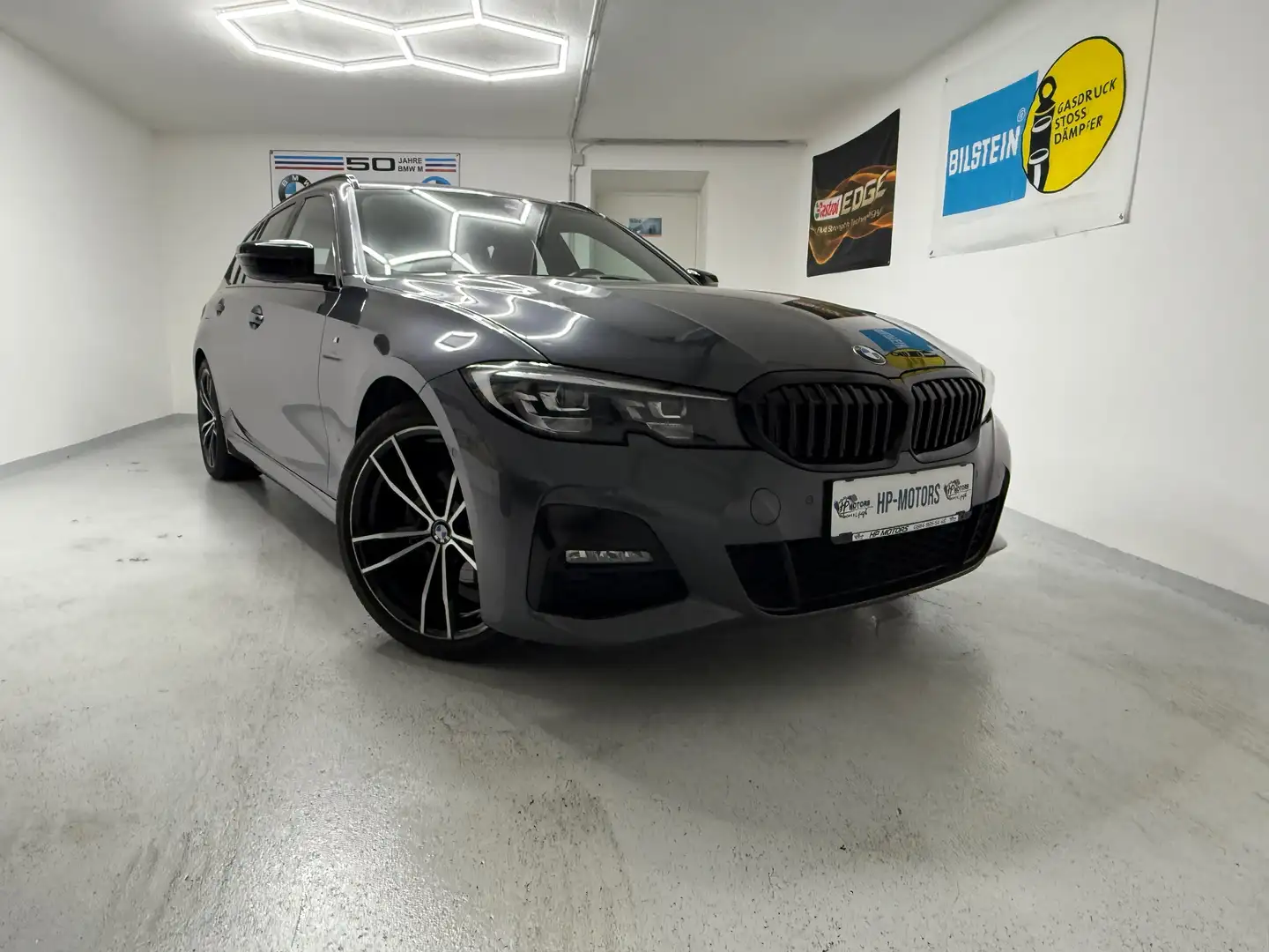BMW 320 320 d xDrive M Sport *LED*RÜCKFAHRKAMERA* Grau - 2
