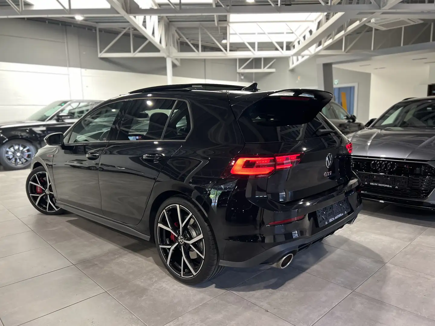 Volkswagen Golf GTI 2.0T Clubsport - Pano|Camera|HK - 2