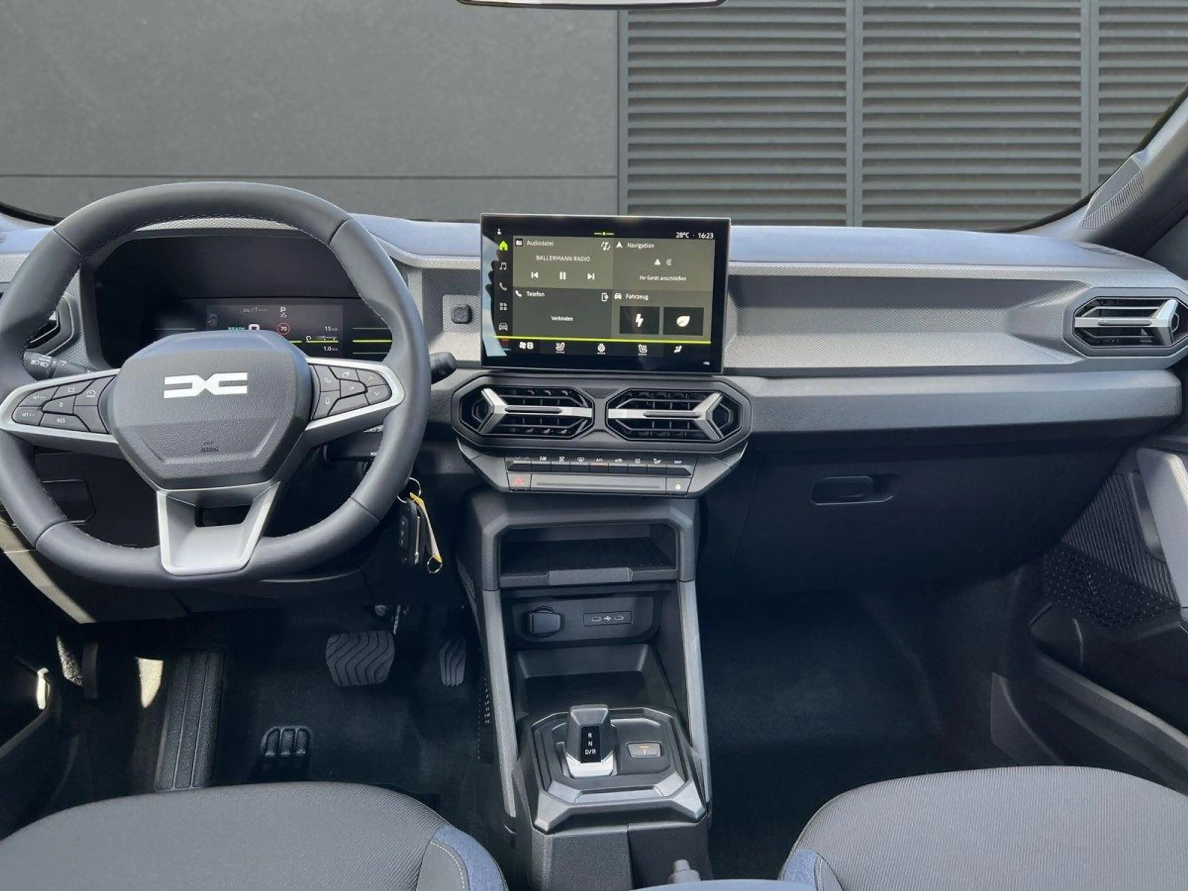 Dacia Duster Expression Winterpaket+LED Hybrid 155 116 kW (1... — photo 5