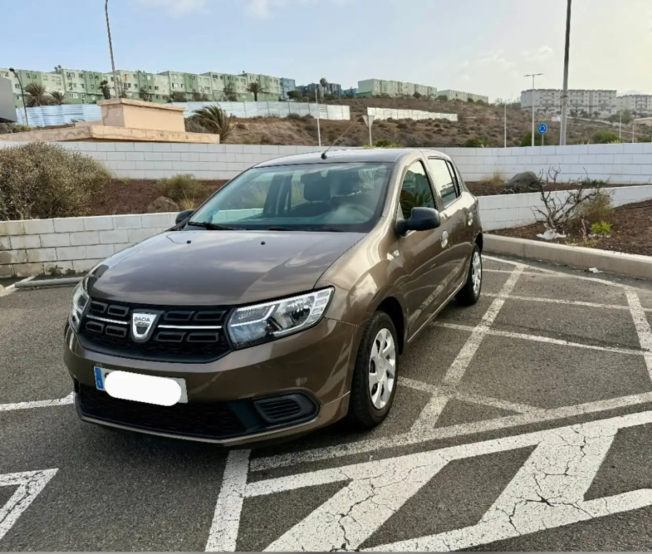 Dacia Sandero 1.0 Essential 55kW Marrón - 2