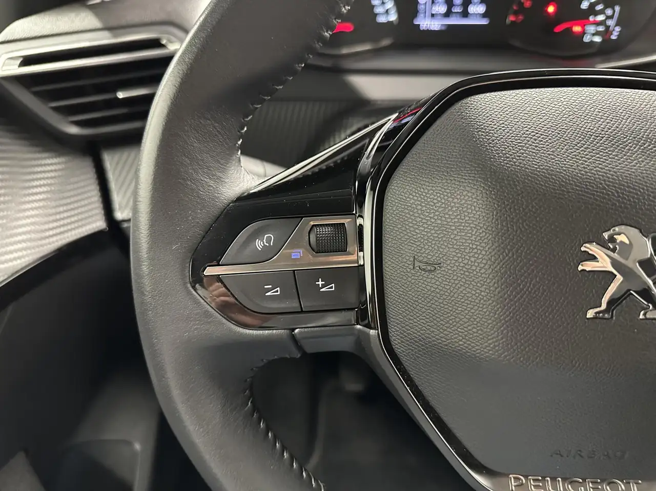 Peugeot 208 1.2 PureTech Active Pack CRUISE NAVIGATIE CARPLAY, миниатюра 19