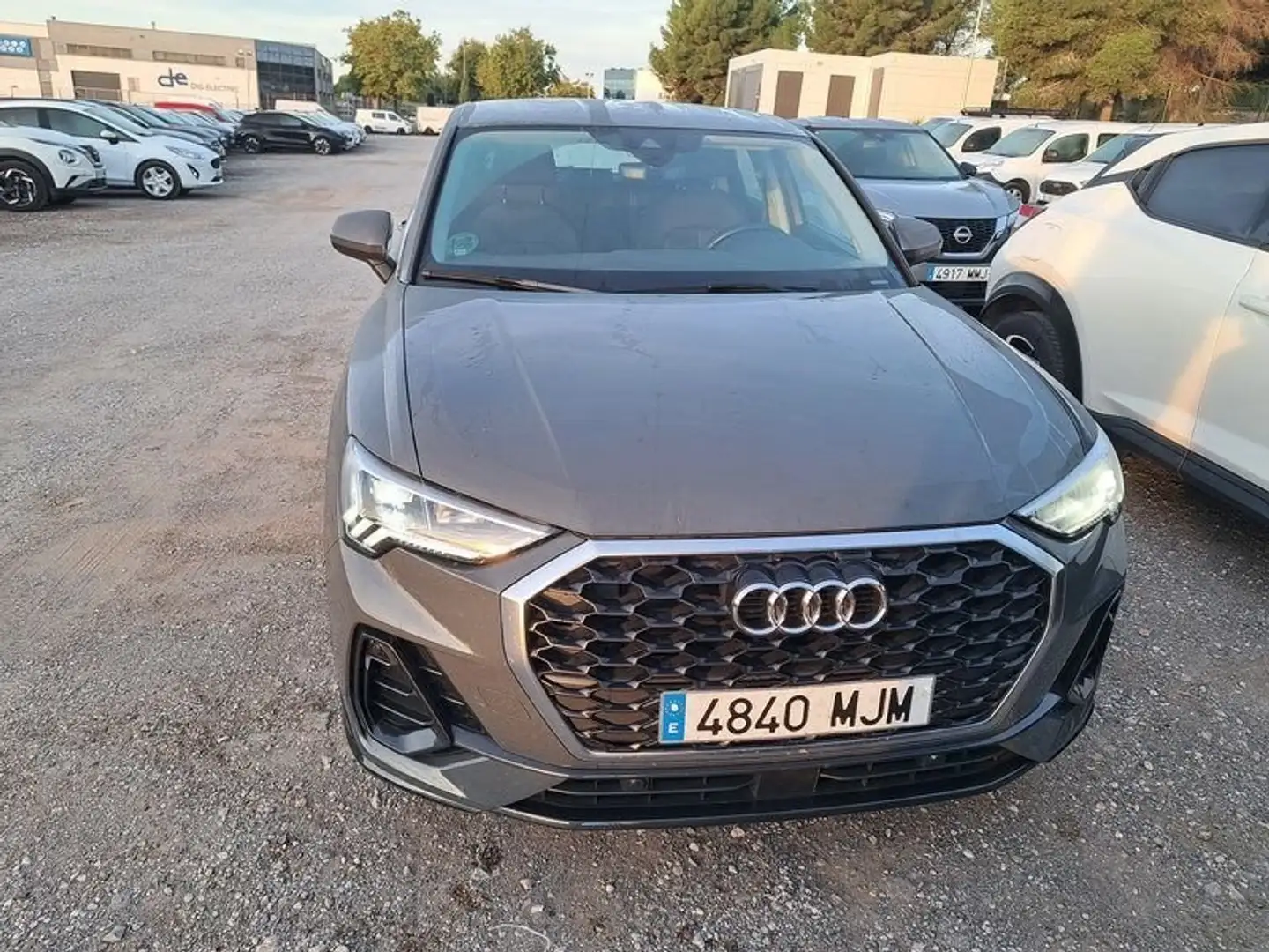 Audi Q3 Sportback 35 TDI Advanced S tronic Gris - 2