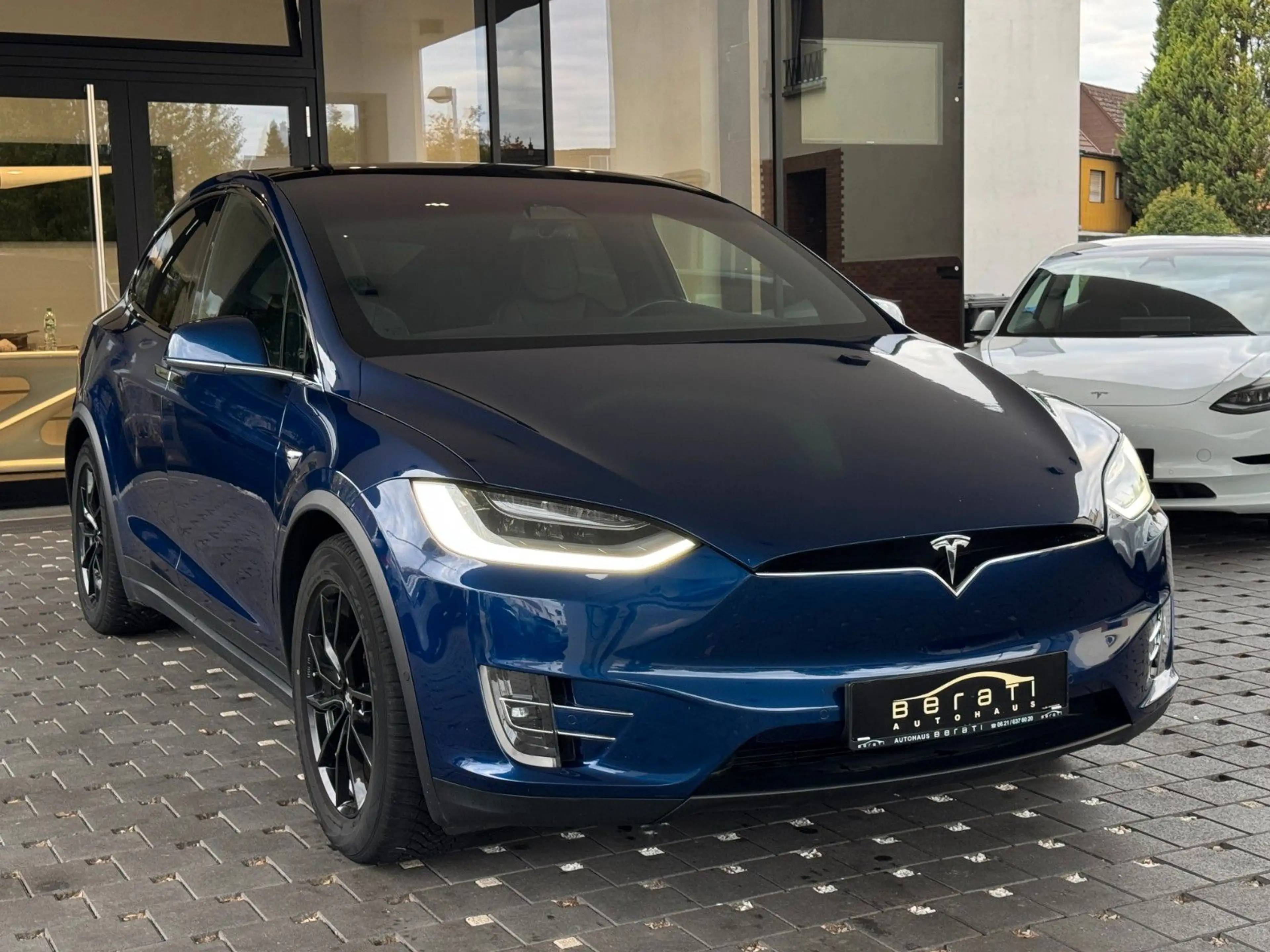 Tesla Model X Premium ErweiterteAutoPilot|AHK|CCS| 91% — photo 12