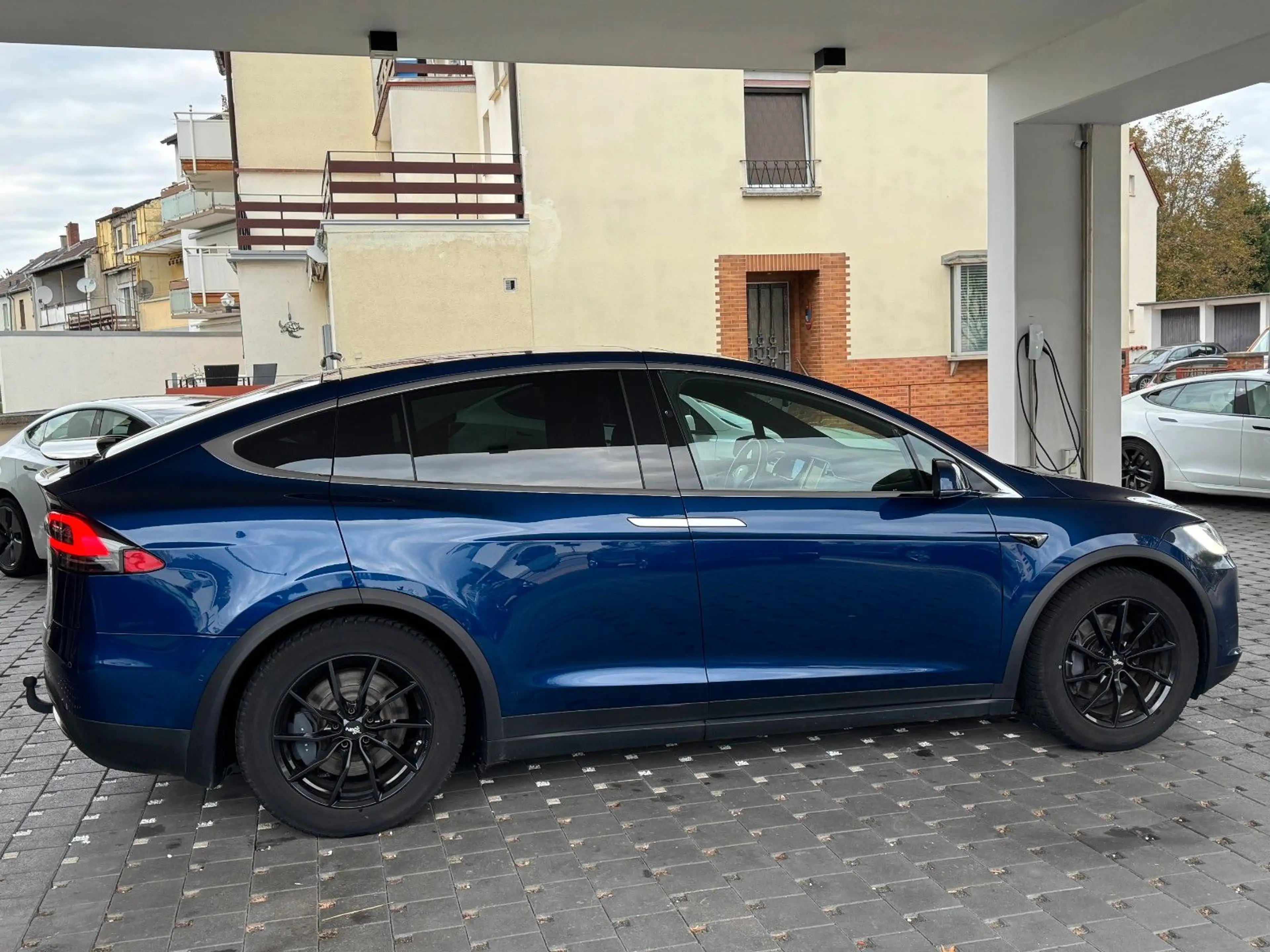 Tesla Model X Premium ErweiterteAutoPilot|AHK|CCS| 91% — photo 14