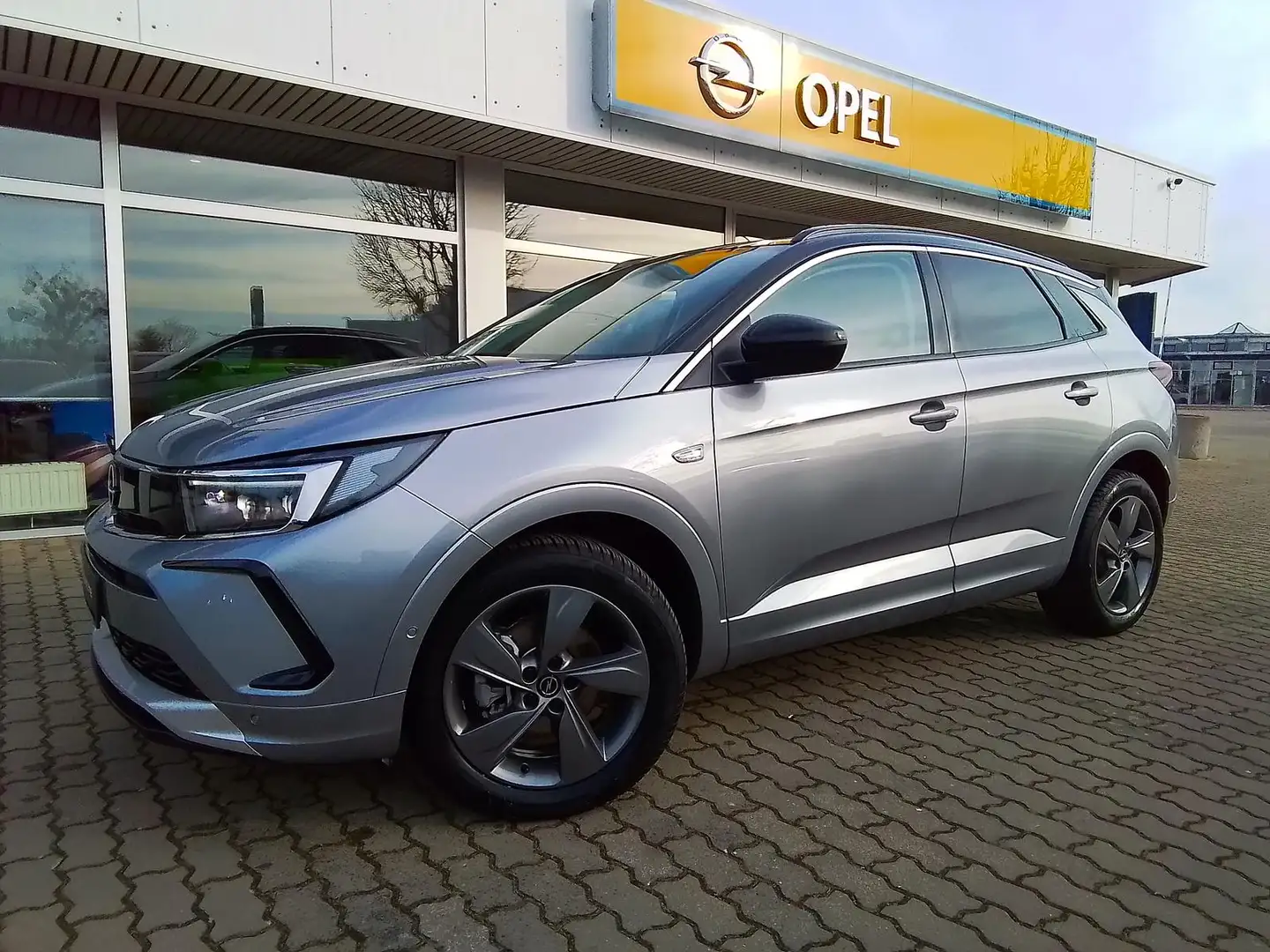Opel Grandland Elegance 1.5 CDTI Grau - 2