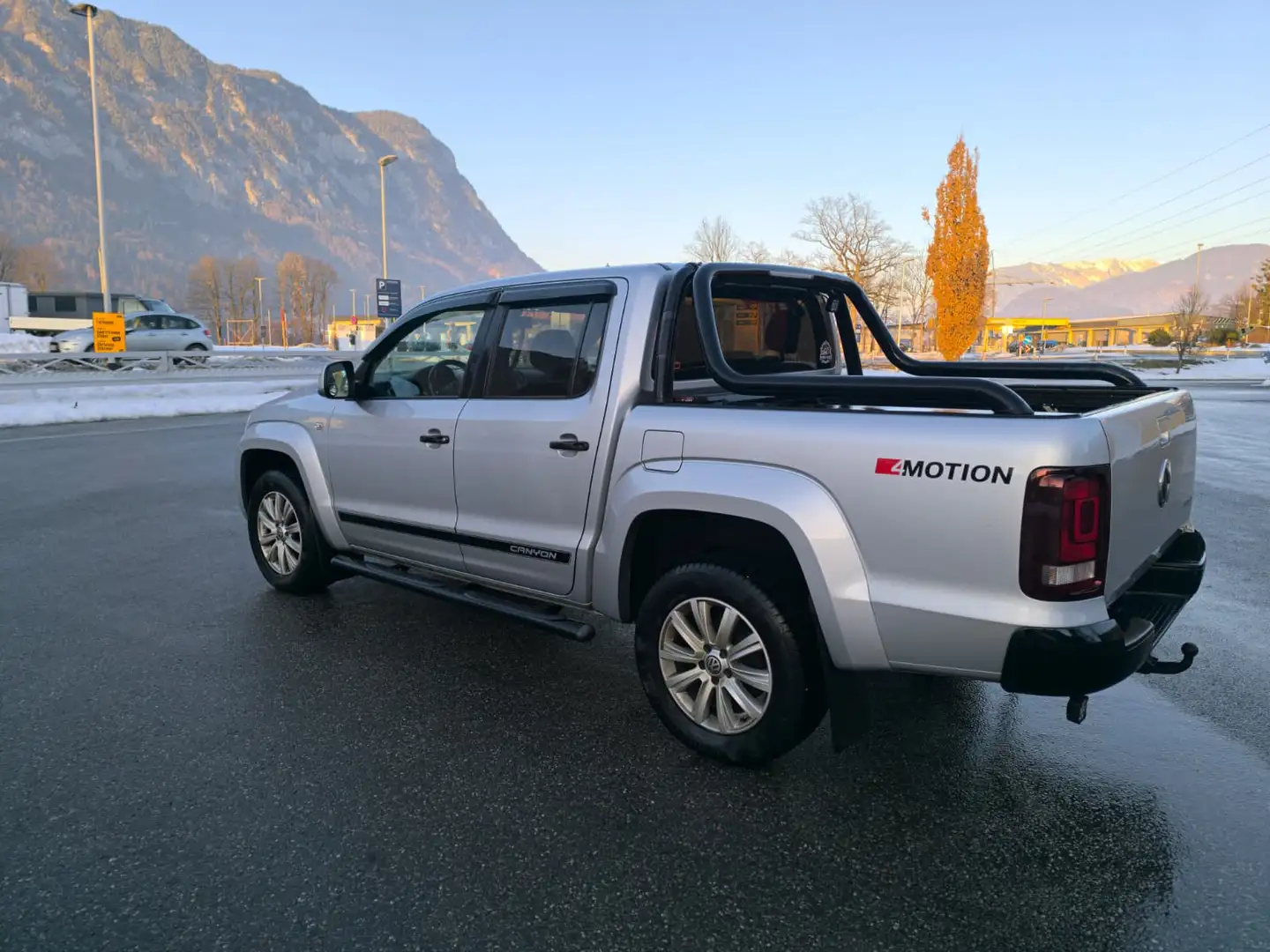 Volkswagen Amarok Canyon Silber - 1