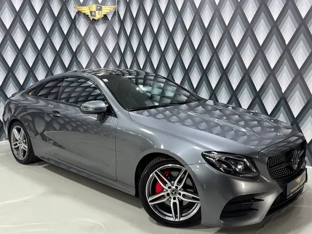 Mercedes-Benz E 220 d Aut. // AMG LINE // WIDESCREEN // MULTIBEAM //