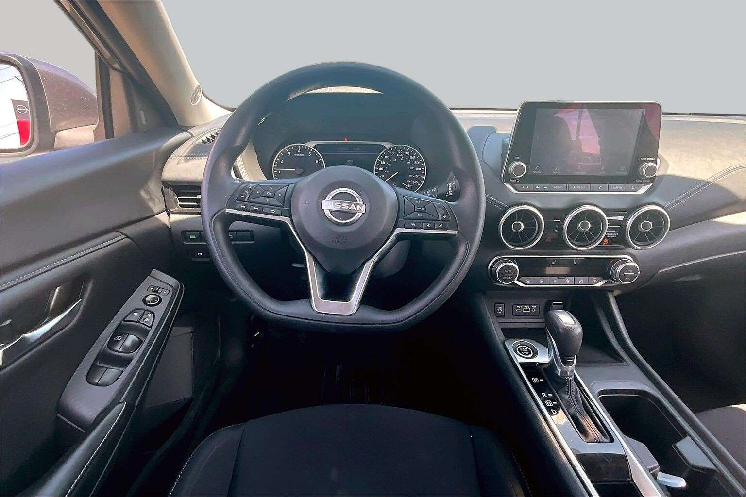 2025 Nissan Sentra SV | Keyless Start | CarPlay/Android Auto — снимка 3