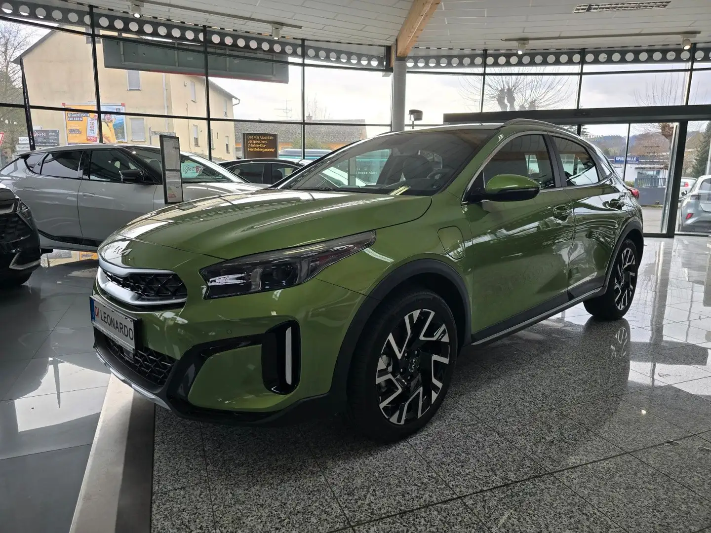 Kia XCeed Plug-in Hybrid Spirit Kamera Navi 18" AHK Grün - 2